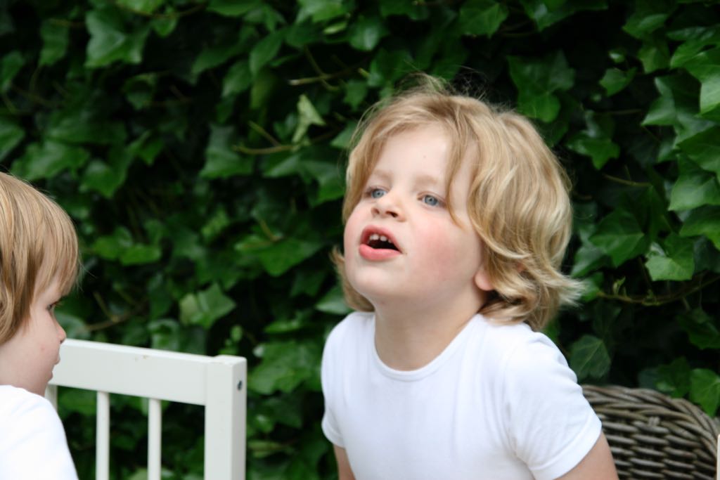 EOS IMG_20100606_2075