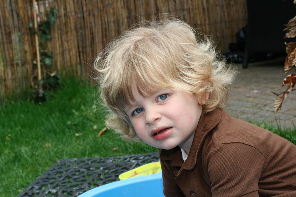 EOS IMG_20090411_0135